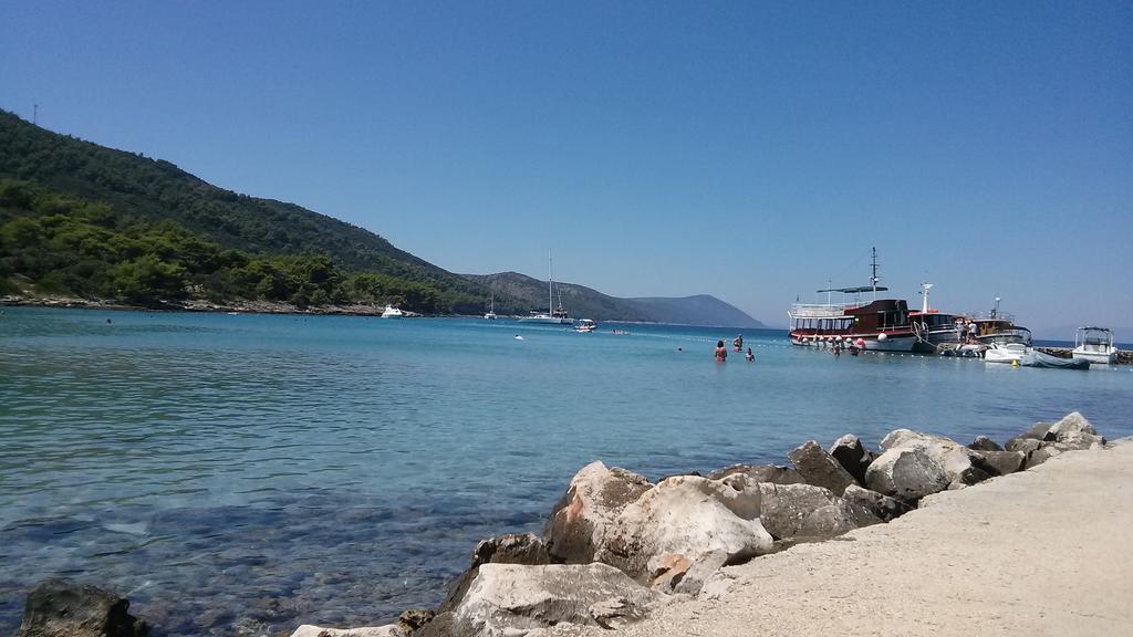 Holiday House Popovic Sućuraj Dış mekan fotoğraf